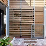Disfruta Del Sol De Triana Desde Este Acogedor Y Original Piso Con Gran Terraza
