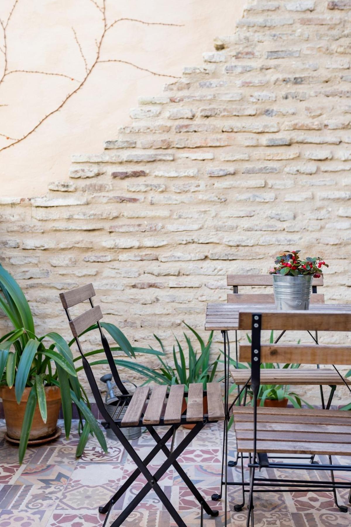 Disfruta Del Sol De Triana Desde Acogedor Y Original Piso Con Gran Terraza Séville